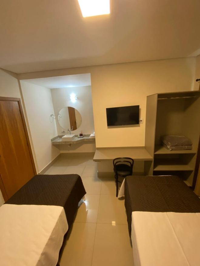 Villa Nomad Hotel Uberaba Kültér fotó